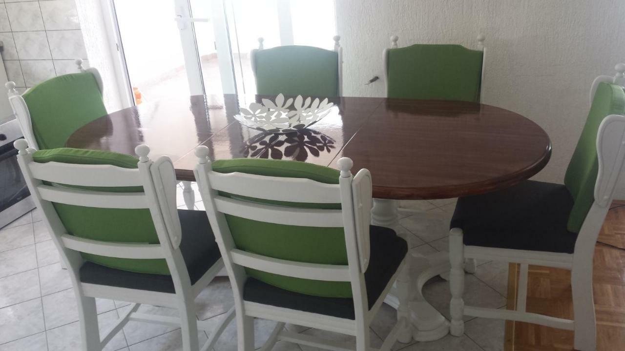 Apartmani Kristijan Jesenice  Eksteriør billede